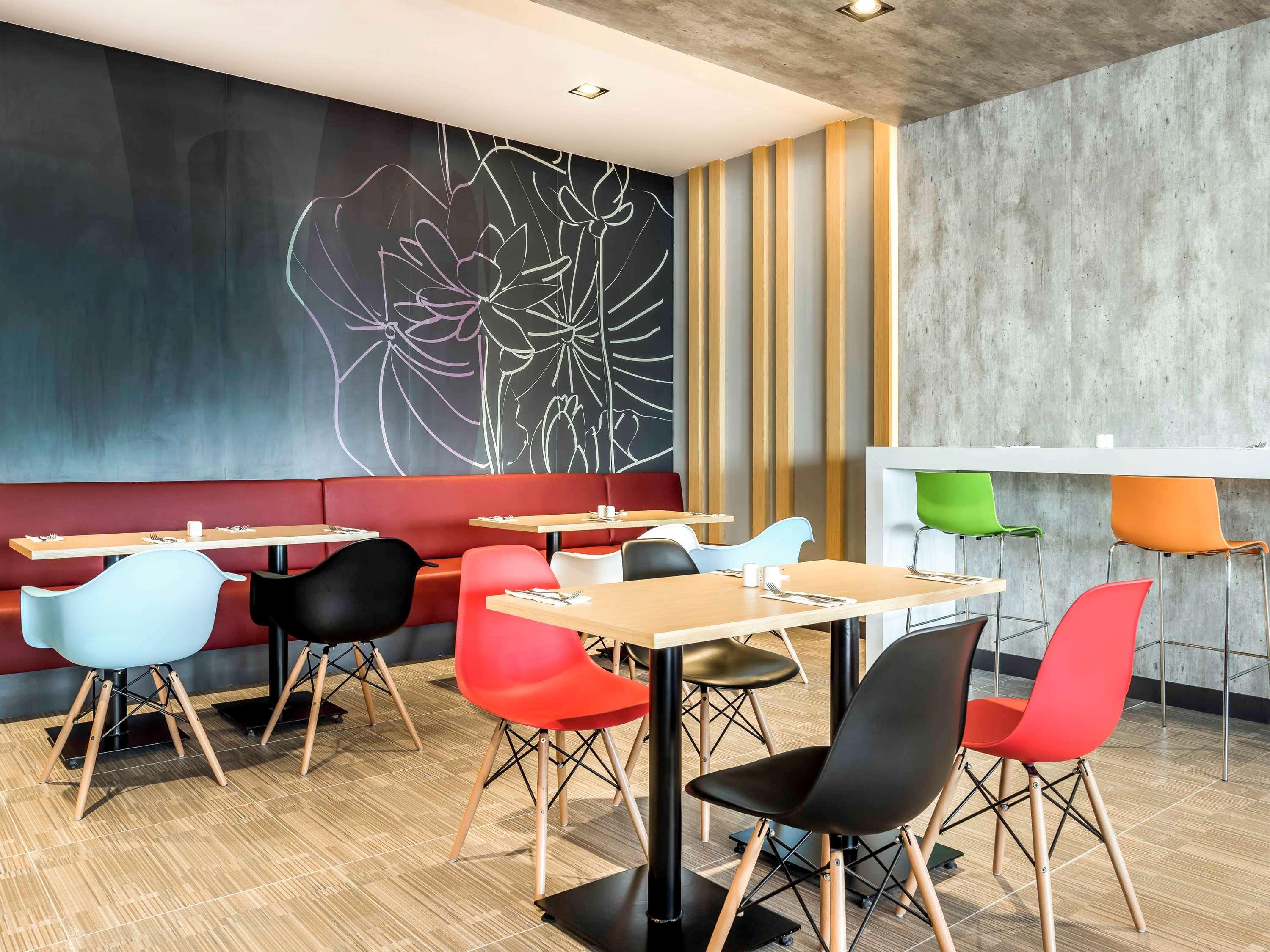 Ibis Bangkok Impact 3*